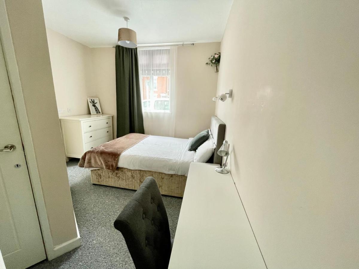 The Corner House - Modern Chesterfield Town Centre Apartments Ngoại thất bức ảnh