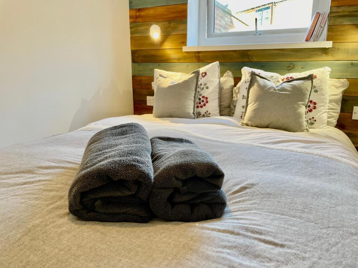 The Corner House - Modern Chesterfield Town Centre Apartments Ngoại thất bức ảnh